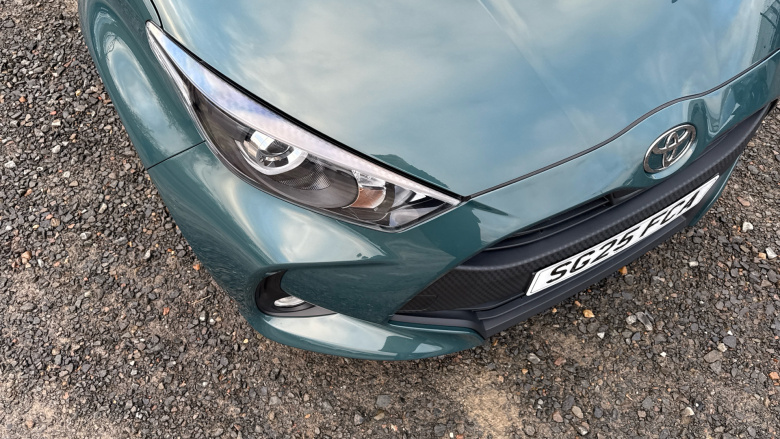 Toyota Yaris 1.5 Hybrid Icon 5dr CVT Hybrid Hatchback